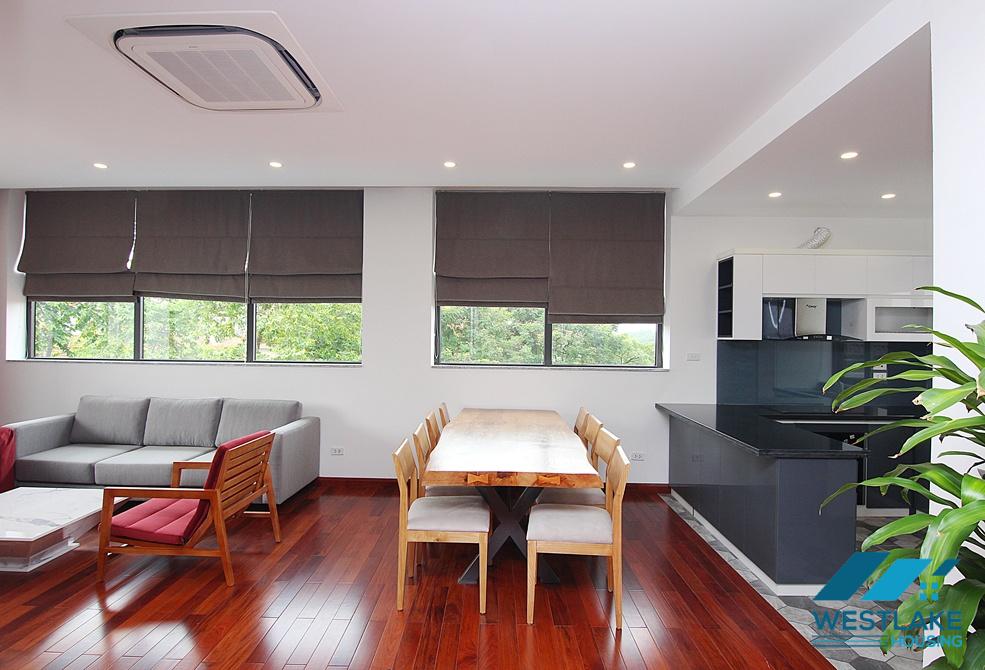 Gorgeously 04 bedrooms apartment for rent on Tay Ho street, Tay Ho, Ha Noi