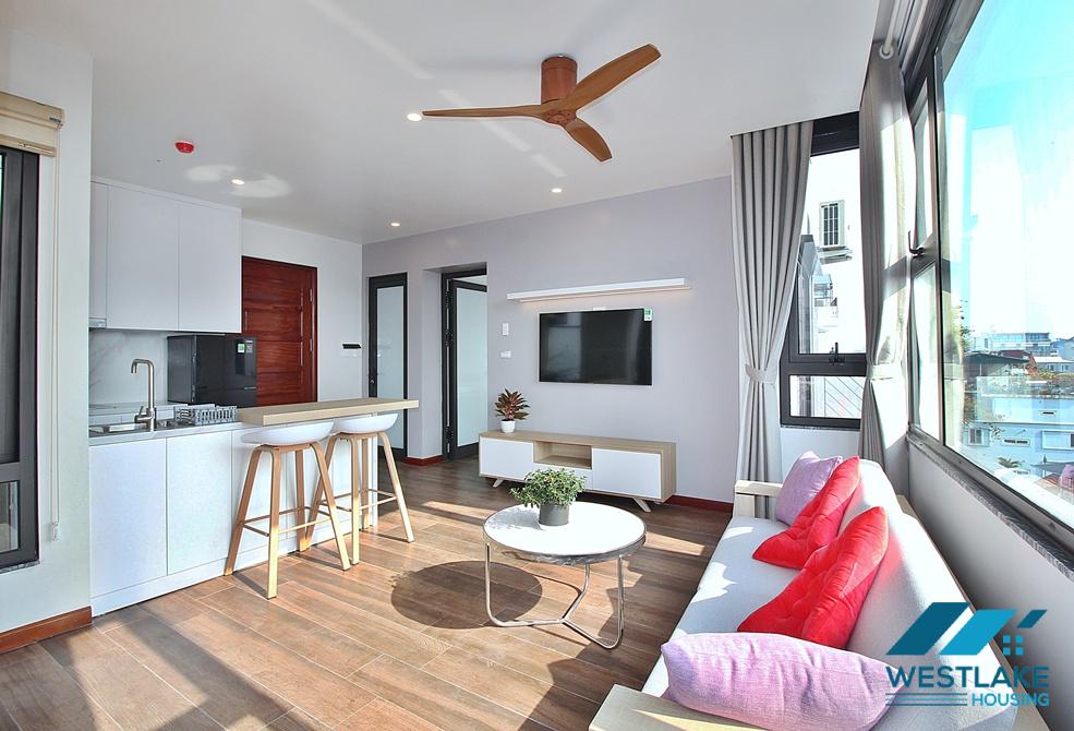 A bright one bedroom apartment for rent in Xuan Dieu area, Tay Ho, Ha Noi