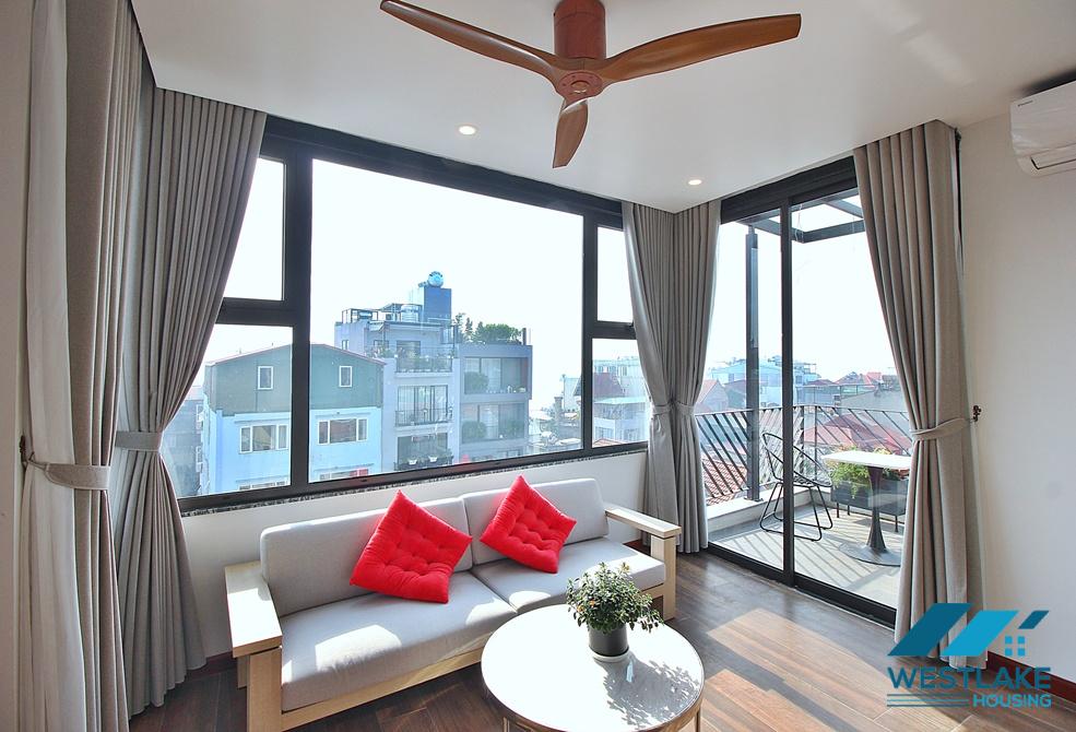 A bright one bedroom apartment for rent in Xuan Dieu area, Tay Ho, Ha Noi