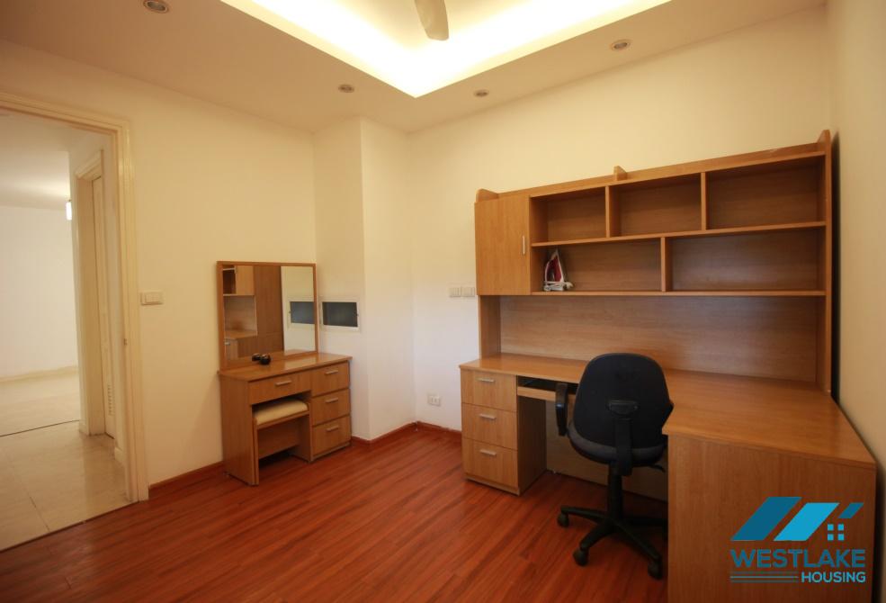 Căn hộ ba phòng ngủ được trang trí đẹp mắt tại Ciputra, quận Tây Hồ Hà Nội