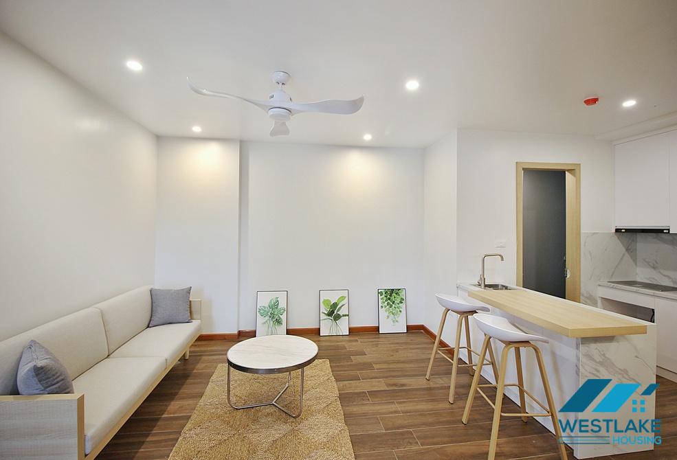 A modern one bedroom apartment for rent in Xuan Dieu area, Tay Ho, Hanoi