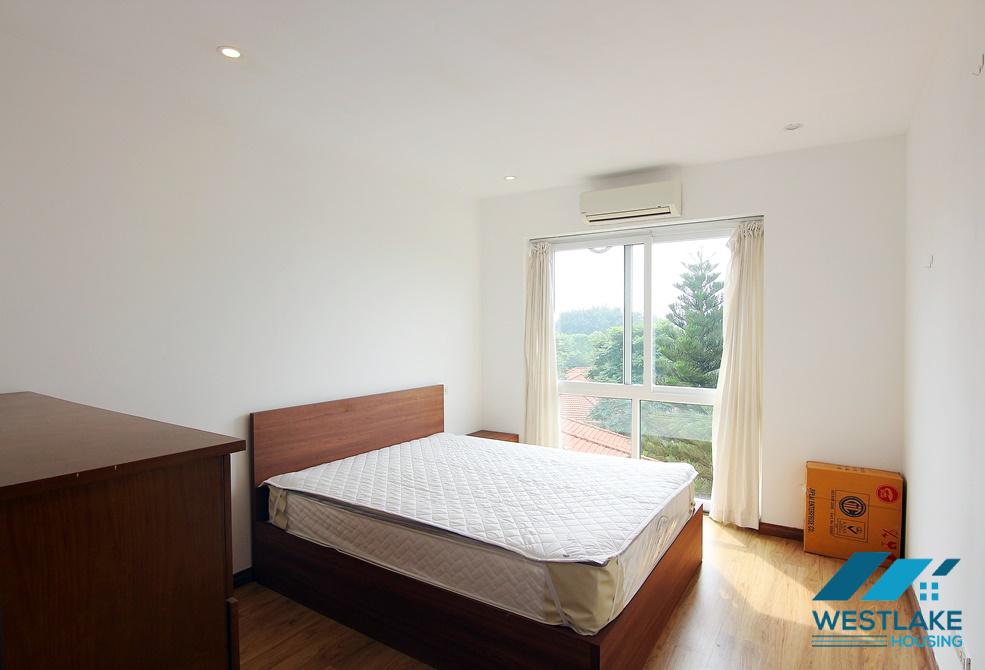 A brightly 2 bedroom apartment for rent in Tay Ho, Ha Noi