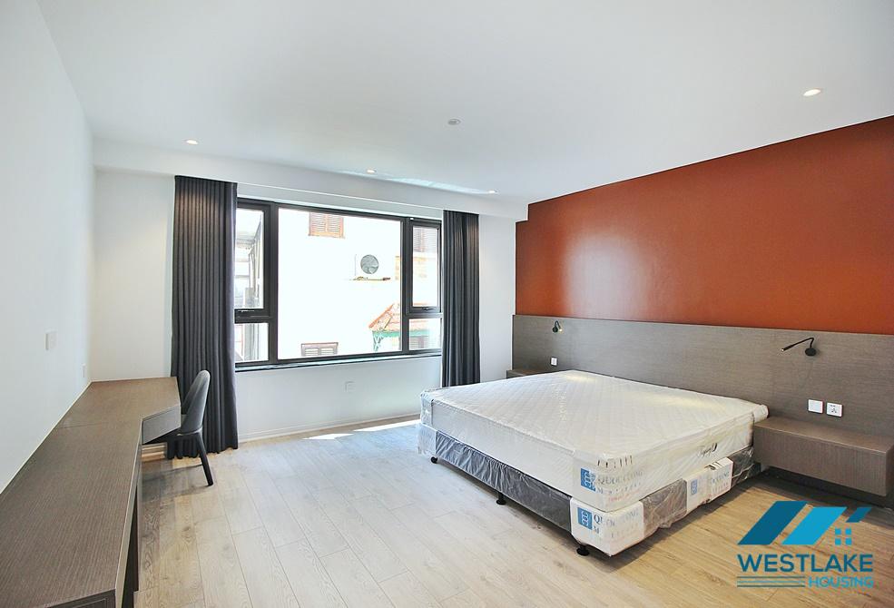 Cho Thuê Căn Hộ 3 Phòng Ngủ Mới Đẹp, Hiện Đại, Thoáng Sáng Tại Phố Tô Ngọc Vân, Tây Hồ, Hà Nội
