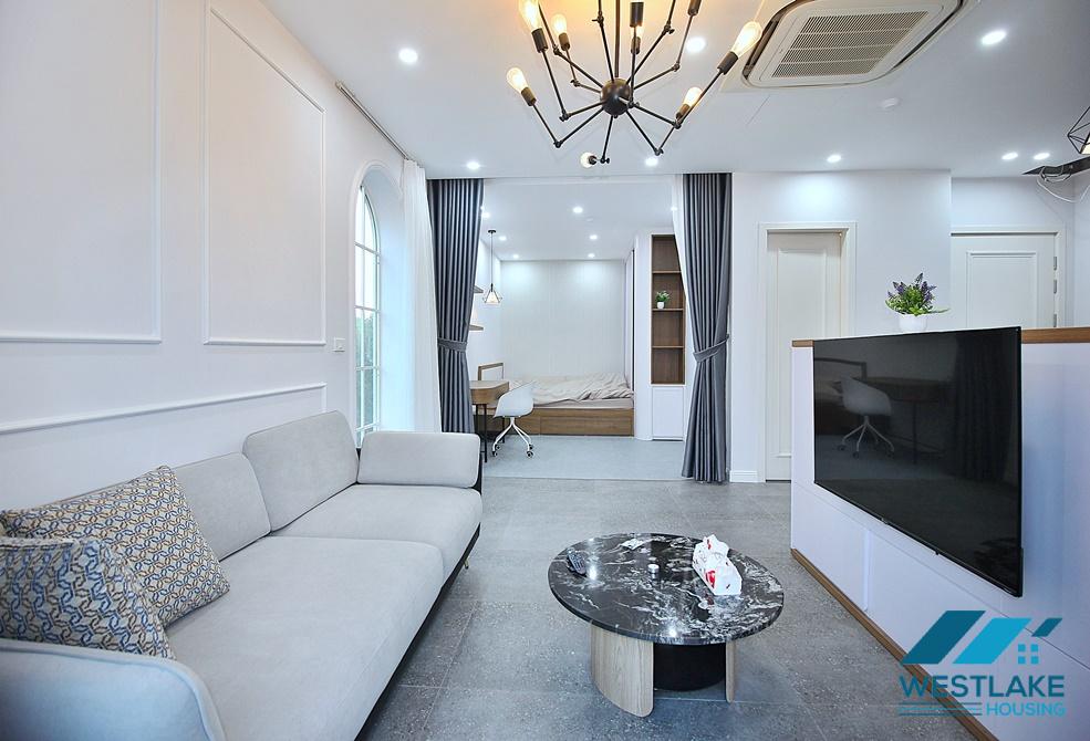 Căn Hộ Một Phòng Ngủ Mới Đẹp, Hiện Đại, Thoáng Sáng Cho Thuê Tại Tây Hồ, Hà Nội