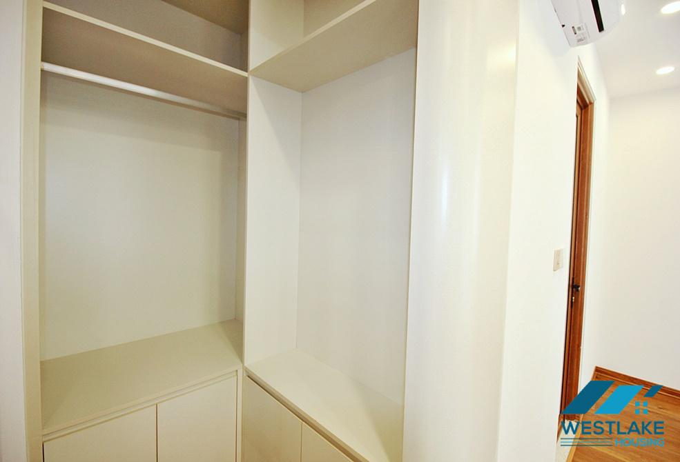 Căn Hộ Một Phòng Ngủ Mới Đẹp Cho Thuê Tại Phố Vũ Miên Tây Hồ, Hà Nội