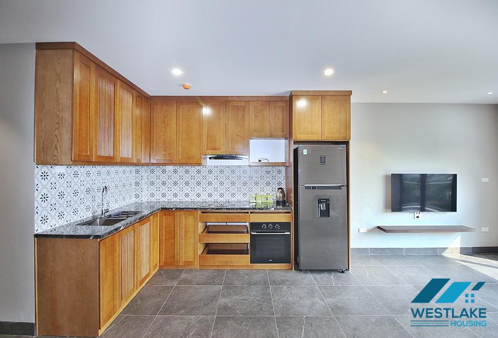 A bright 02 bedrooms apartment with lake view in Tay Ho, Ha Noi for lease