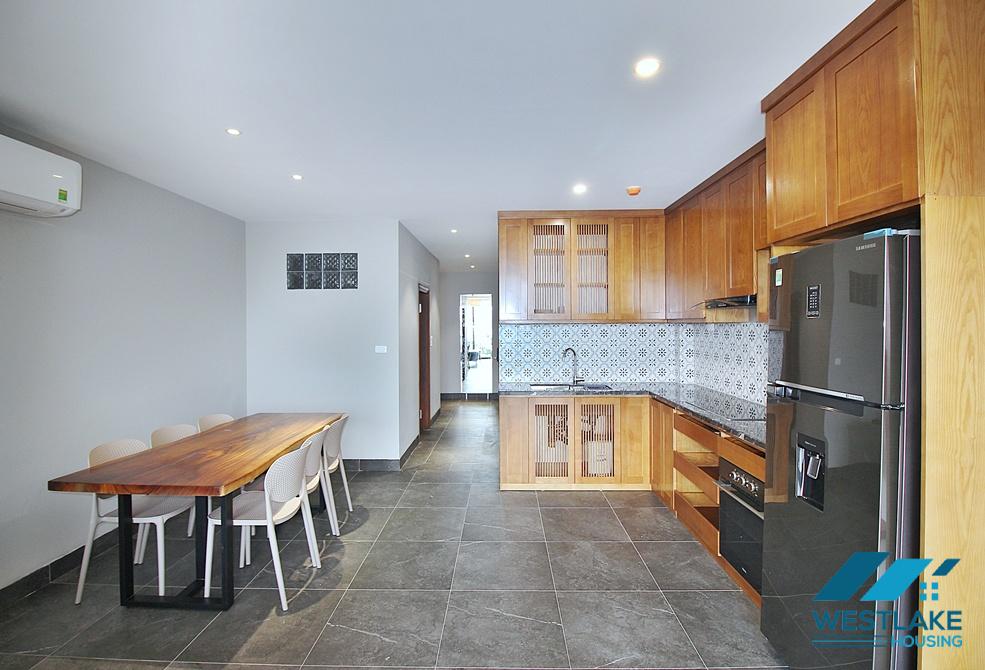 A bright 02 bedrooms apartment with lake view in Tay Ho, Ha Noi for lease