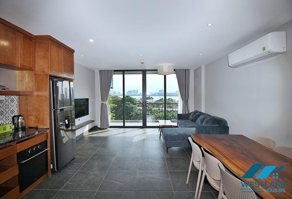 A bright 02 bedrooms apartment with lake view in Tay Ho, Ha Noi for lease