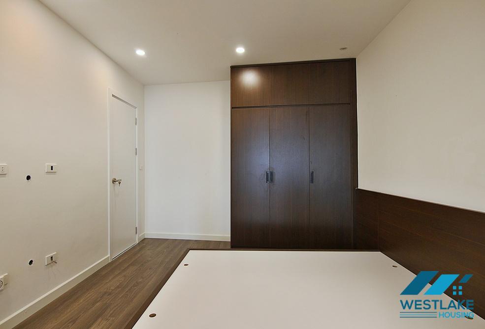 Good quality apartment for rent in Xuan Dieu area, Tay Ho district, Ha Noi