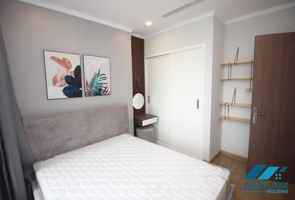 Cho thuê căn hộ 2 phòng ngủ sáng sủa tại Vinhomes Gardenia Mỹ Đình
