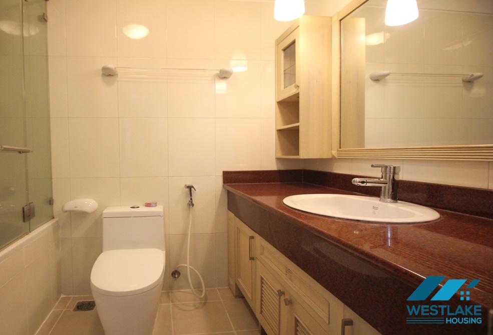 CHO THUÊ CĂN HỘ 3 PHÒNG NGỦ ĐẸP TẠI E4 CIPUTRA – MỚI CẢI TẠO, FULL NỘI THẤT