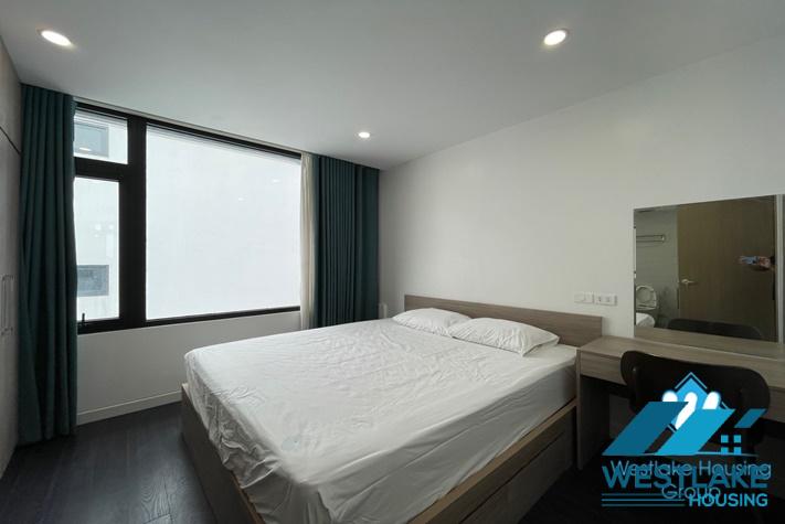 Căn Hộ Studio View Hồ, Sáng thoáng Cho Thuê Trên Phố Xuân Diệu Tây Hồ, Hà Nội
