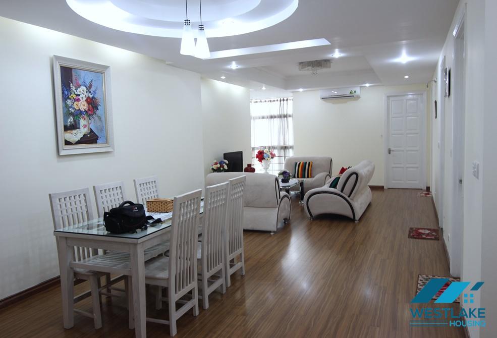 Cho thuê căn hộ rộng rãi, đẹp tại Ciputra, Tây Hồ, Hà Nội