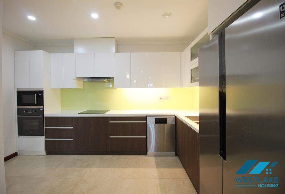 Morden and spacious 04 bedrooms apartment in L building for rent, Ciputra,Tay Ho, Ha Noi
