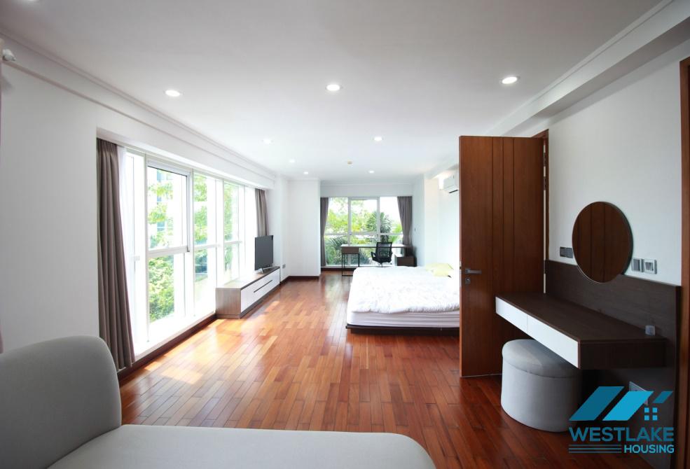 Morden and spacious 04 bedrooms apartment in L building for rent, Ciputra,Tay Ho, Ha Noi