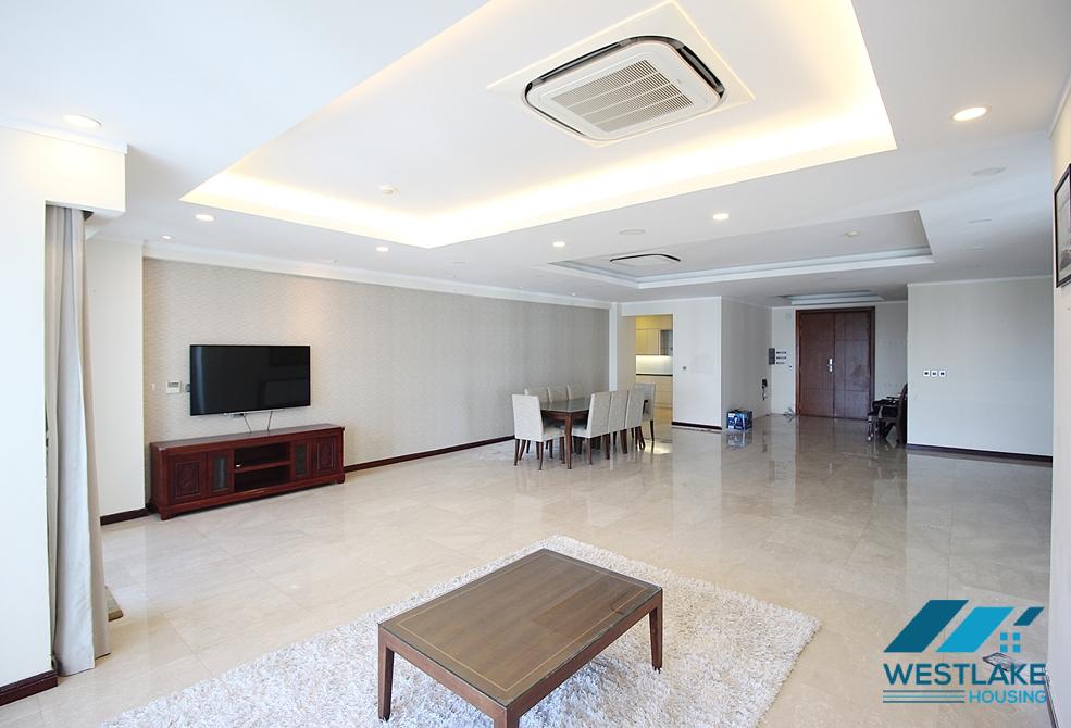 267 sqm 4 bedrooms 3 bathrooms fully furnished apartment for rent in Ciputra Hanoi