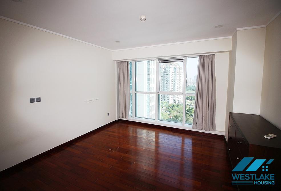 267 sqm 4 bedrooms 3 bathrooms fully furnished apartment for rent in Ciputra Hanoi