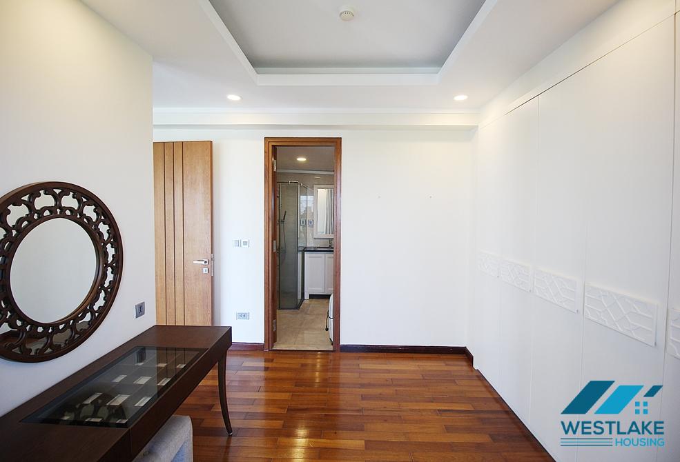 267 sqm 4 bedrooms 3 bathrooms fully furnished apartment for rent in Ciputra Hanoi