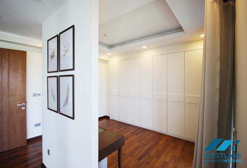 267 sqm 4 bedrooms 3 bathrooms fully furnished apartment for rent in Ciputra Hanoi