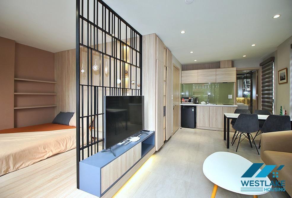 A pretty studio with big balcony for rent in Yen Phu, Tay Ho