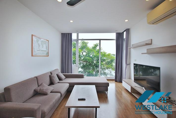 Cho Thuê Căn Hộ Dịch Vụ 2 Phòng Ngủ Đẹp Sáng Thoáng View Hồ Tại Phố Vũ Miên Tây Hồ, Hà Nội