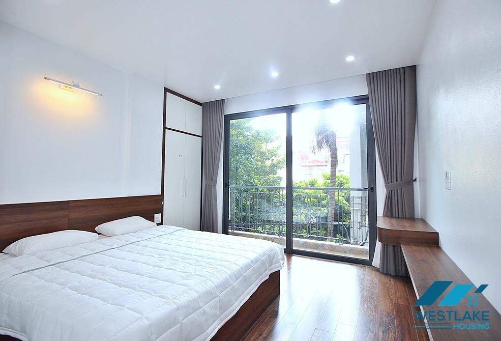 A newly 3 bedroom apartment for rent in Xuan Dieu, Tay Ho