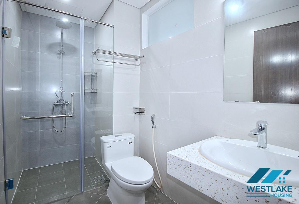 A newly 3 bedroom apartment for rent in Xuan Dieu, Tay Ho