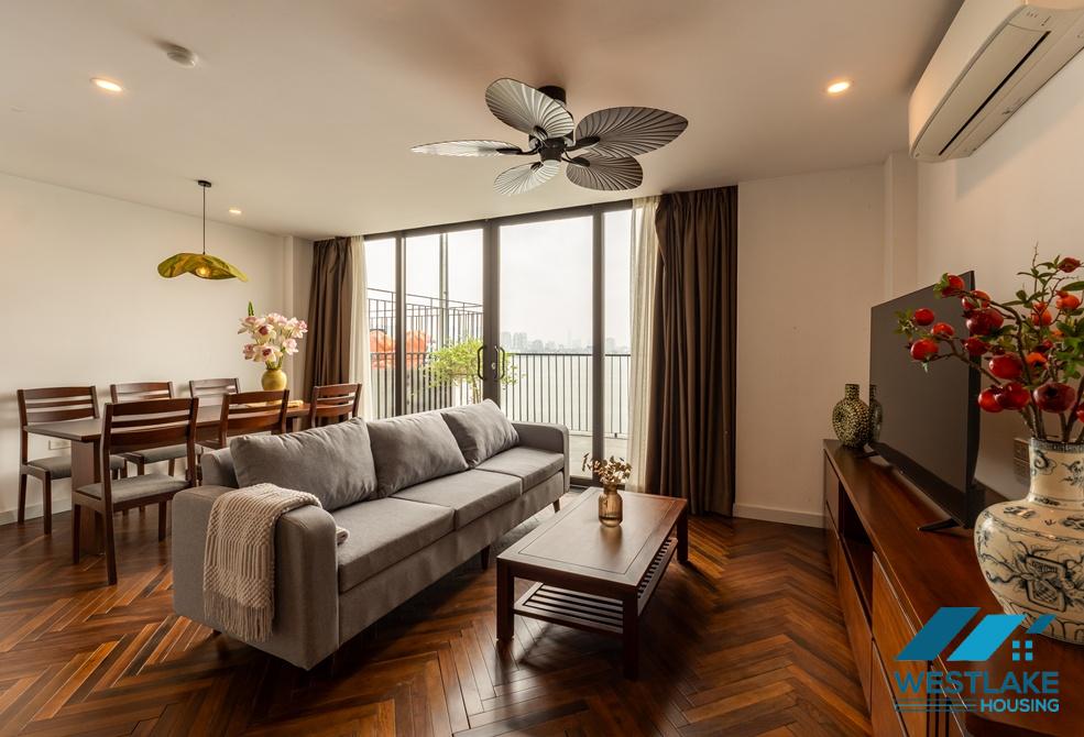 Amazing lake view 02 bedrooms apartment for rent in Tay Ho, Ha Noi