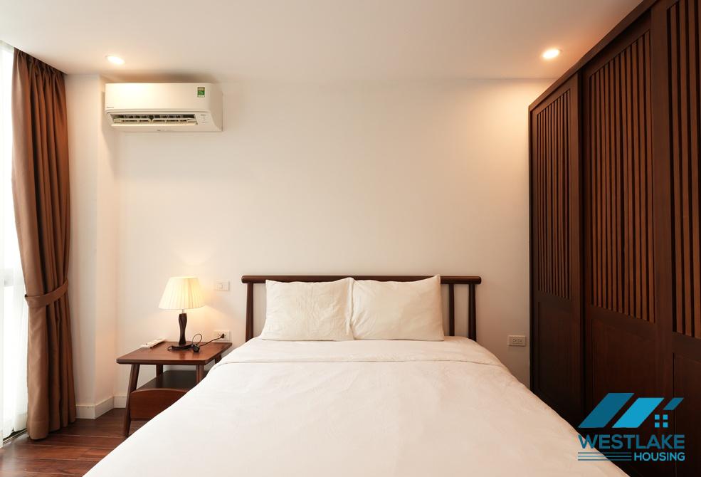 Amazing lake view 02 bedrooms apartment for rent in Tay Ho, Ha Noi
