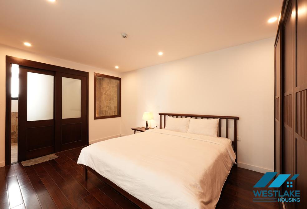 Amazing lake view 02 bedrooms apartment for rent in Tay Ho, Ha Noi