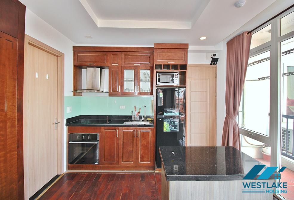 Bright 01 bedroom apartment have balcony for rent in Tay Ho, Ha Noi