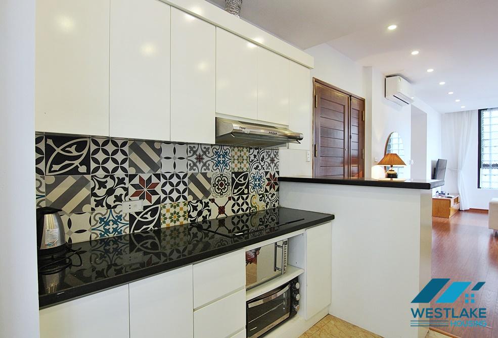 Bright 2 bedroom apartment for rent in Xuan Dieu, Tay Ho, Ha Noi