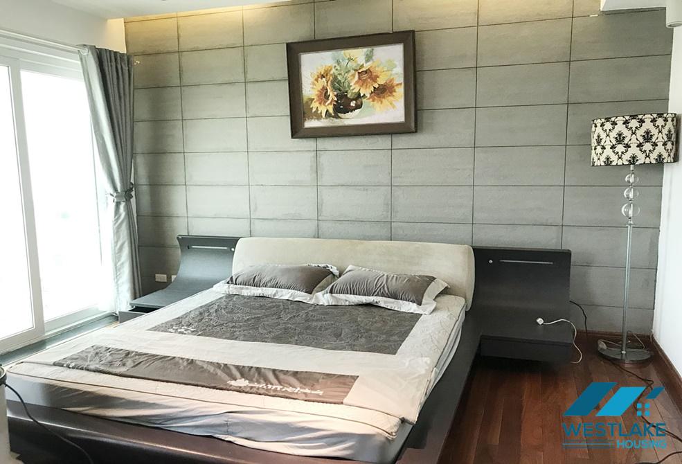 Cho thuê căn hộ 3 phòng ngủ đầy đủ nội thất tại tòa E, Ciputra, Tây Hồ, Hà Nội