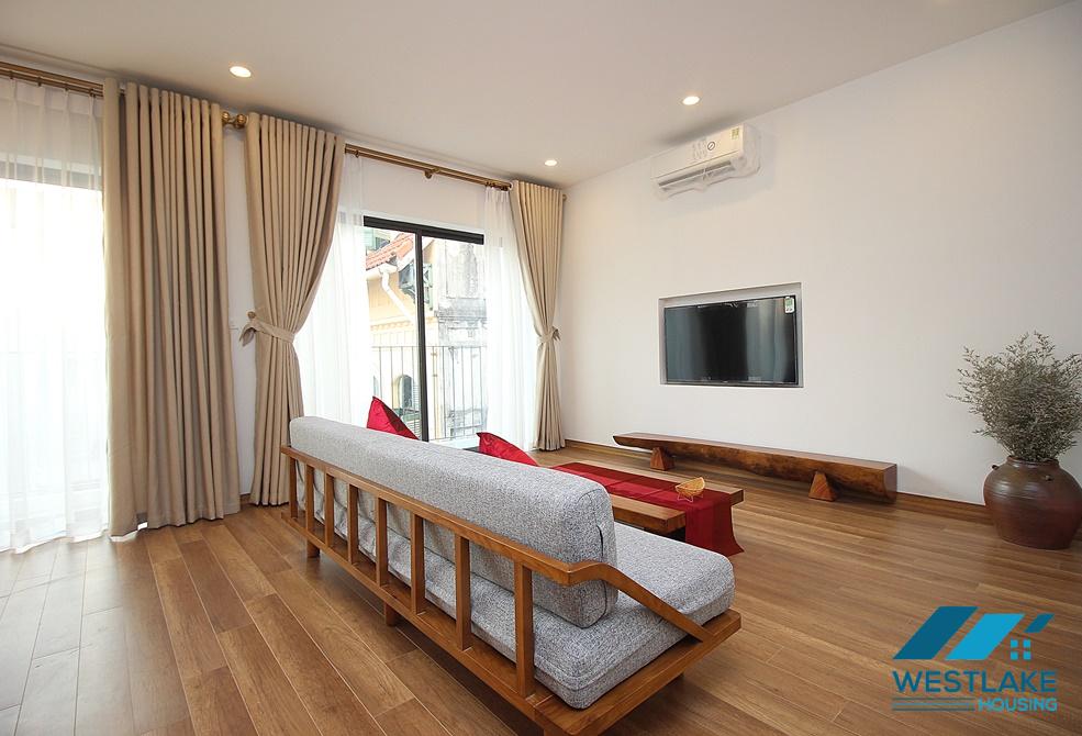 A bright and cozy 1 bedroom apartment for rent in Xuan Dieu, Tay Ho, Ha Noi