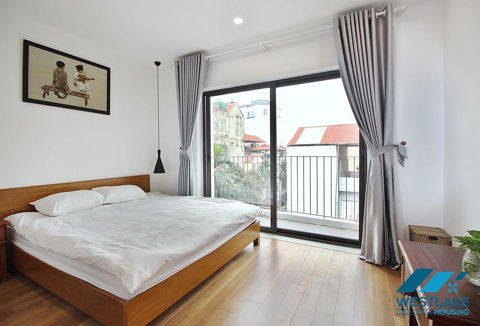 A spacious and modern 3 bedroom apartment for rent in Xuan Dieu, Tay Ho