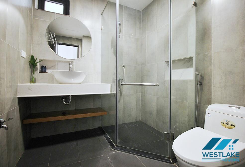 A spacious and modern 3 bedroom apartment for rent in Xuan Dieu, Tay Ho