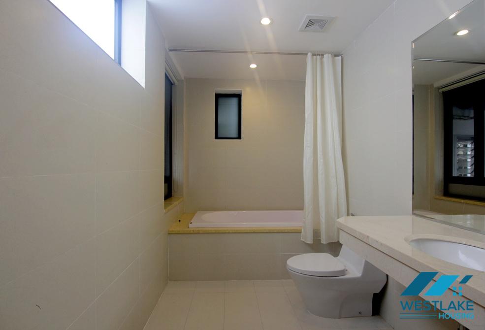 Splendid three bedrooms apartment to rent in Tay Ho of West Lake area, Tay Ho, Ha Noi
