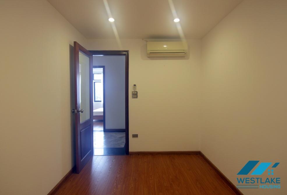 Splendid three bedrooms apartment to rent in Tay Ho of West Lake area, Tay Ho, Ha Noi