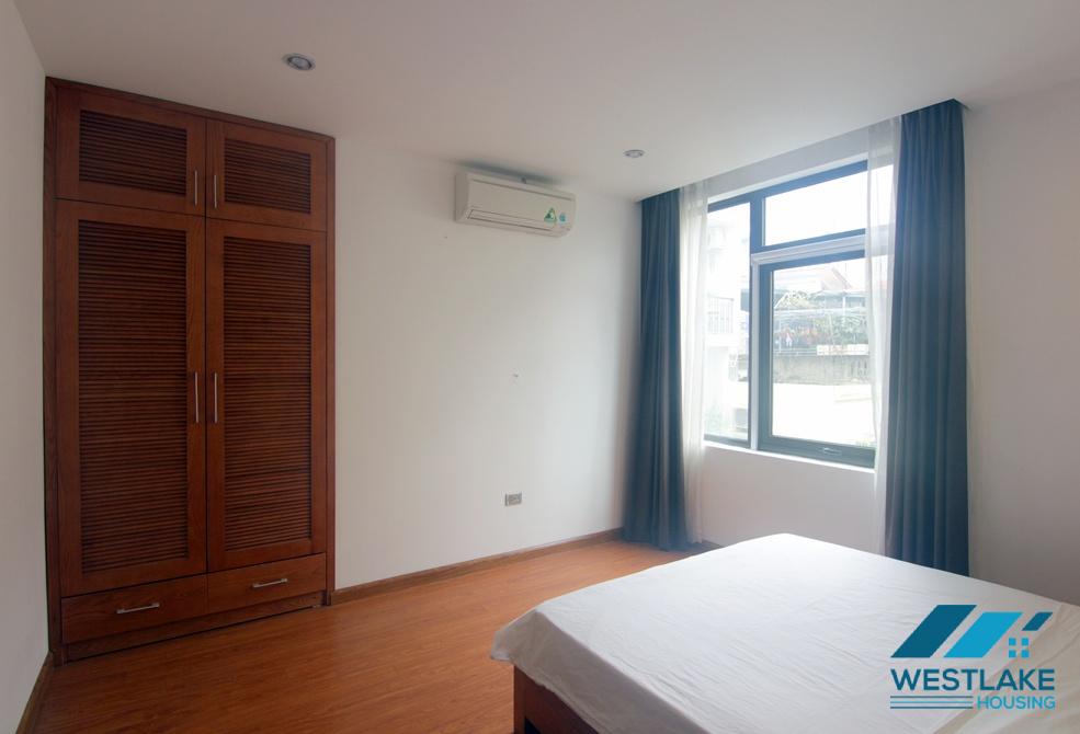Splendid three bedrooms apartment to rent in Tay Ho of West Lake area, Tay Ho, Ha Noi