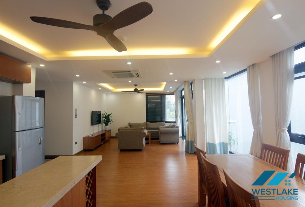 Splendid three bedrooms apartment to rent in Tay Ho of West Lake area, Tay Ho, Ha Noi
