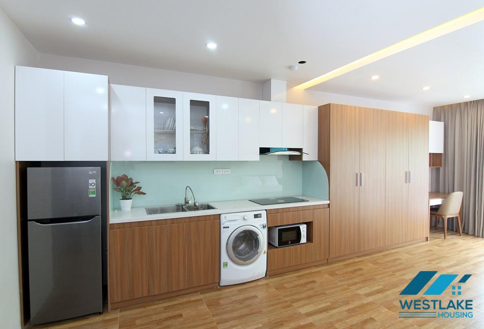 Nice and bright studio for rent in Xuan Dieu, Tay Ho, Ha Noi