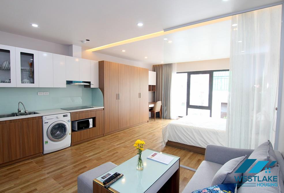 Nice and bright studio for rent in Xuan Dieu, Tay Ho, Ha Noi