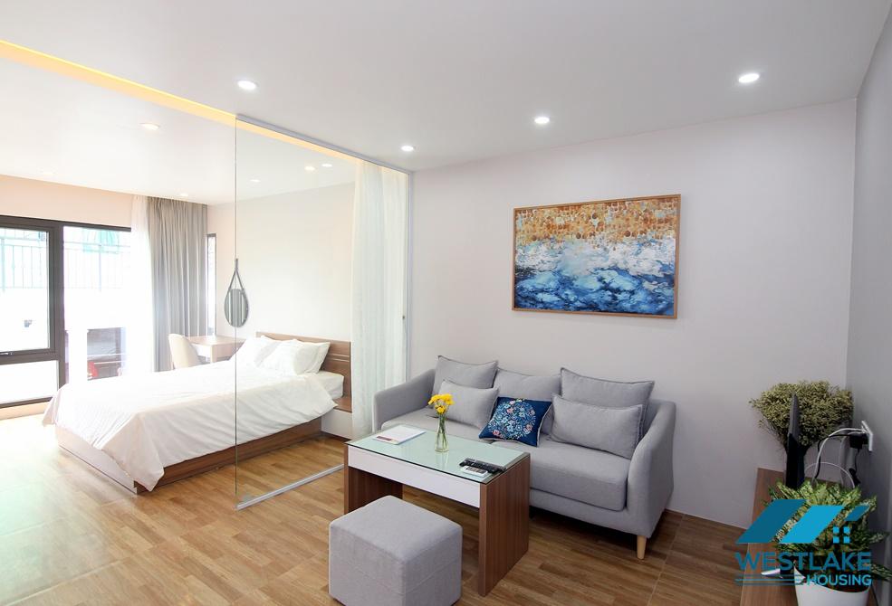 Nice and bright studio for rent in Xuan Dieu, Tay Ho, Ha Noi