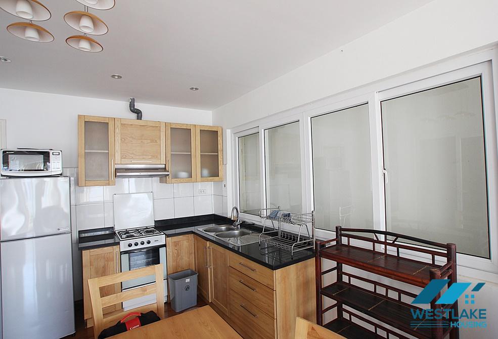 Good 2 bedroom apartment for rent in Xuan Dieu, Tay Ho, Ha Noi