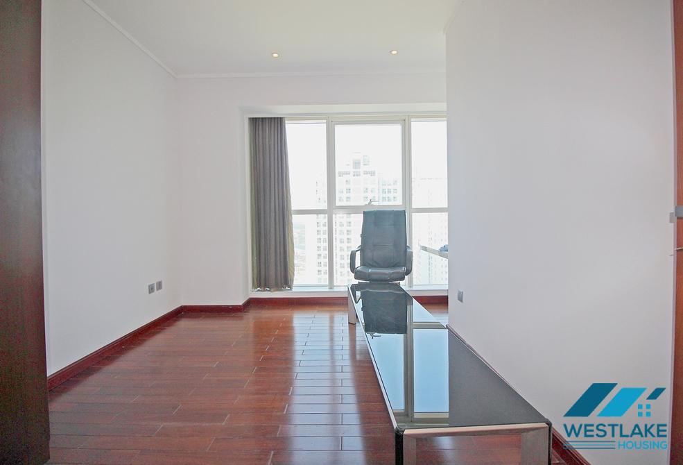 Nice three bedrooms apartment for rent in L tower, Ciputra urban, Tay Ho, Ha Noi