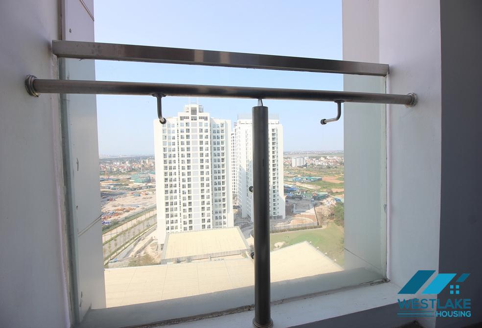 Nice three bedrooms apartment for rent in L tower, Ciputra urban, Tay Ho, Ha Noi