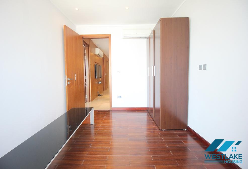 Nice three bedrooms apartment for rent in L tower, Ciputra urban, Tay Ho, Ha Noi