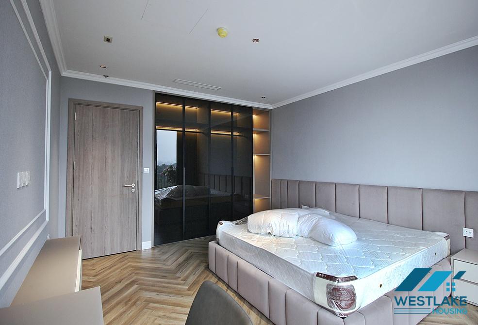 Beautiful 03 bedrooms apartment with nice terrace for rent in Tay Ho ward, Ha Noi