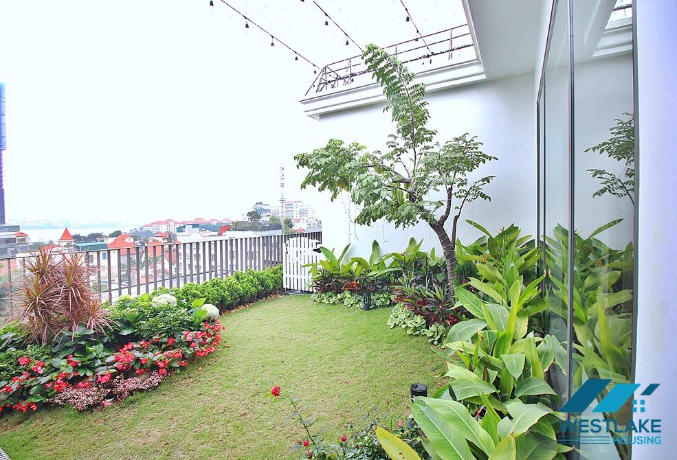 Beautiful 03 bedrooms apartment with nice terrace for rent in Tay Ho ward, Ha Noi