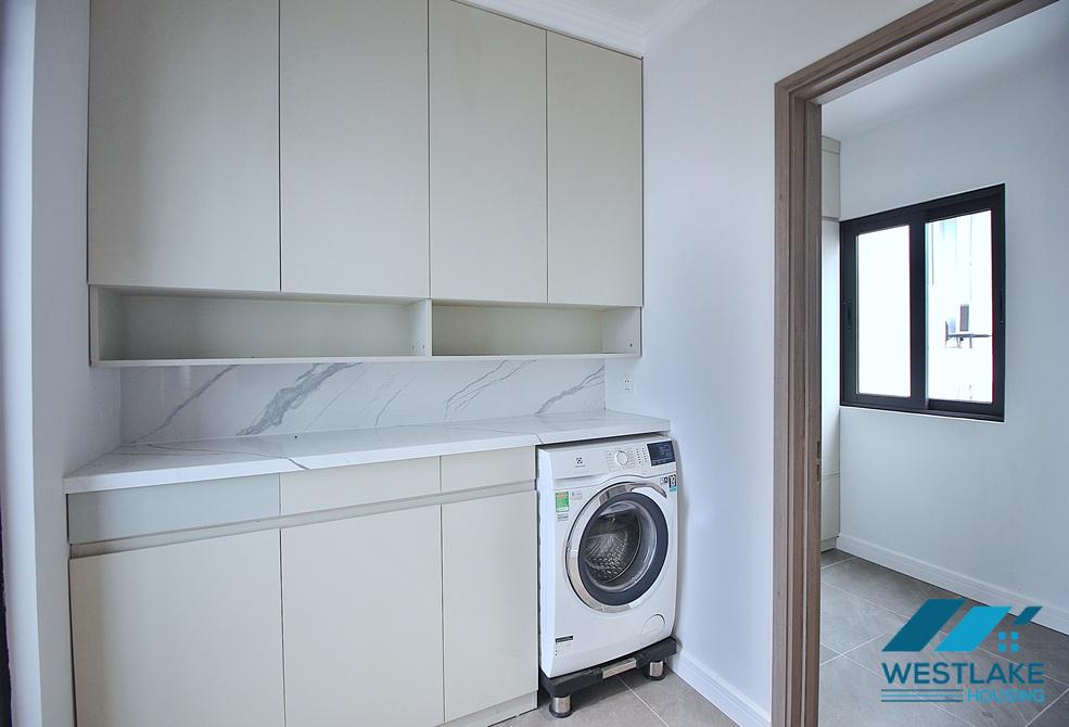 Beautiful 03 bedrooms apartment with nice terrace for rent in Tay Ho ward, Ha Noi